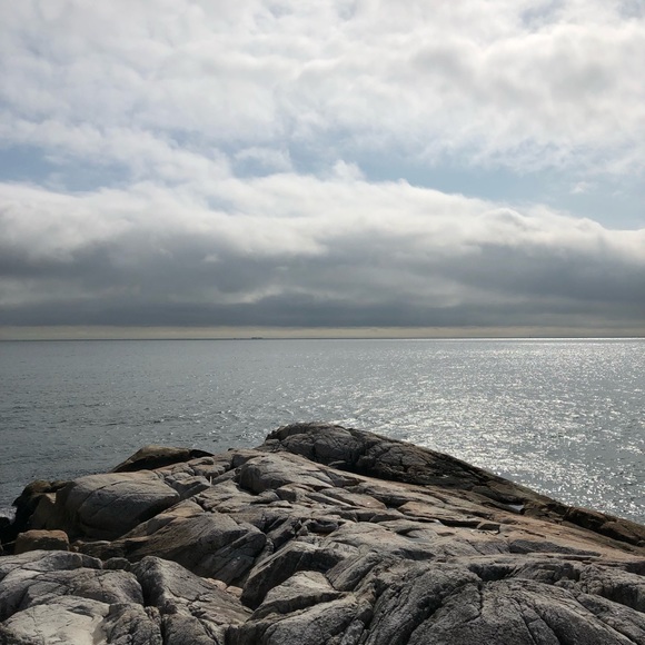 Meet your Posher, Nicole - Picture 1 of 1